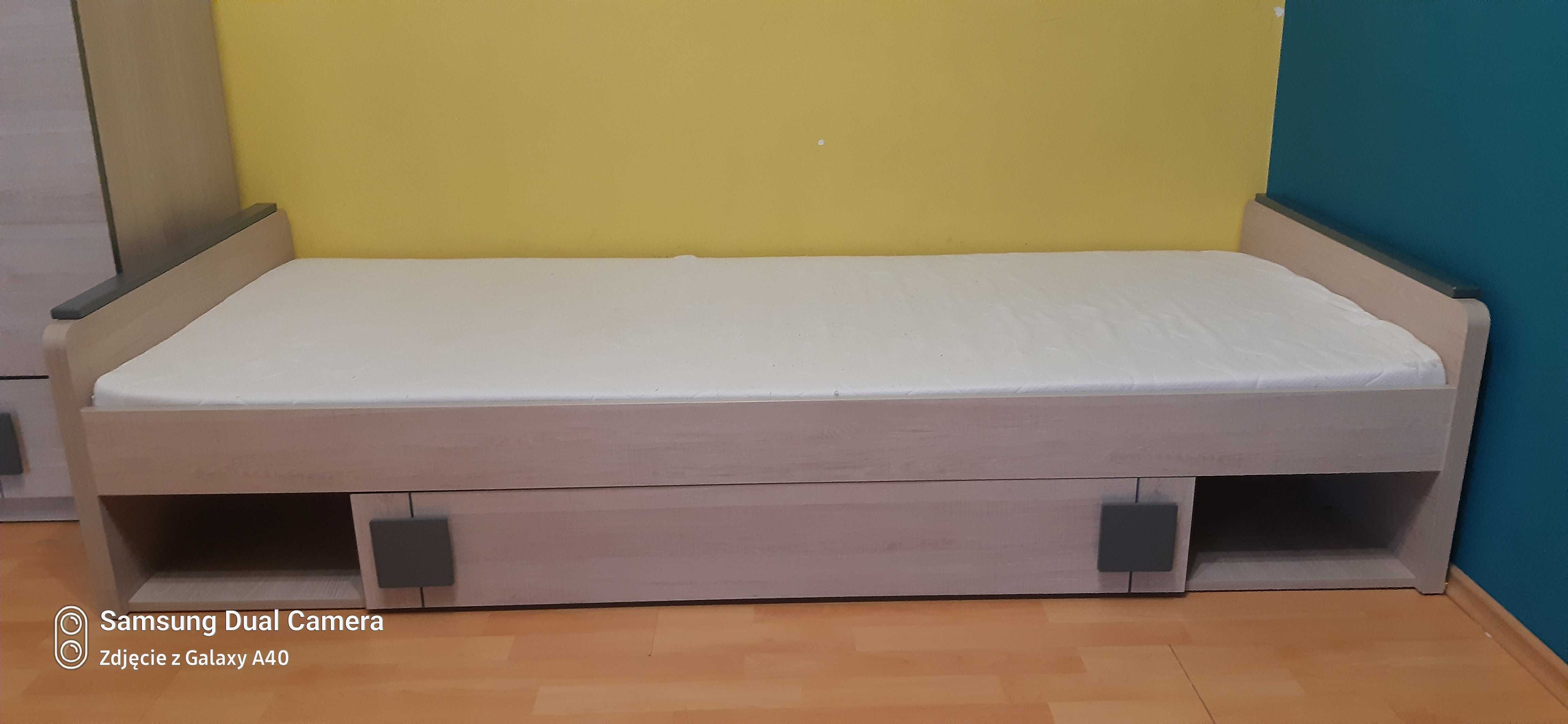 Łóżko comi jasny popiel