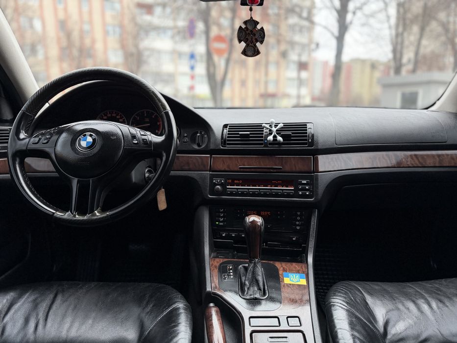 BMW 525 E39 2002 рік 2.5 дизель