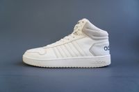 кросівки білі Adidas розмір 43-44