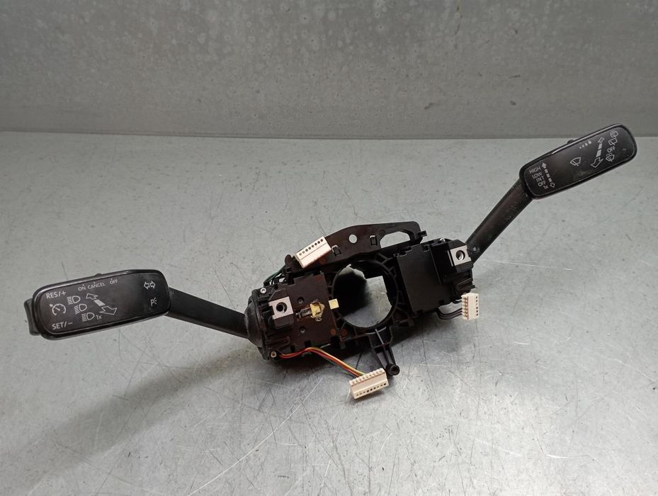 Conjunto / manetes de luzes e limpa vidros SEAT Leon (5F1)