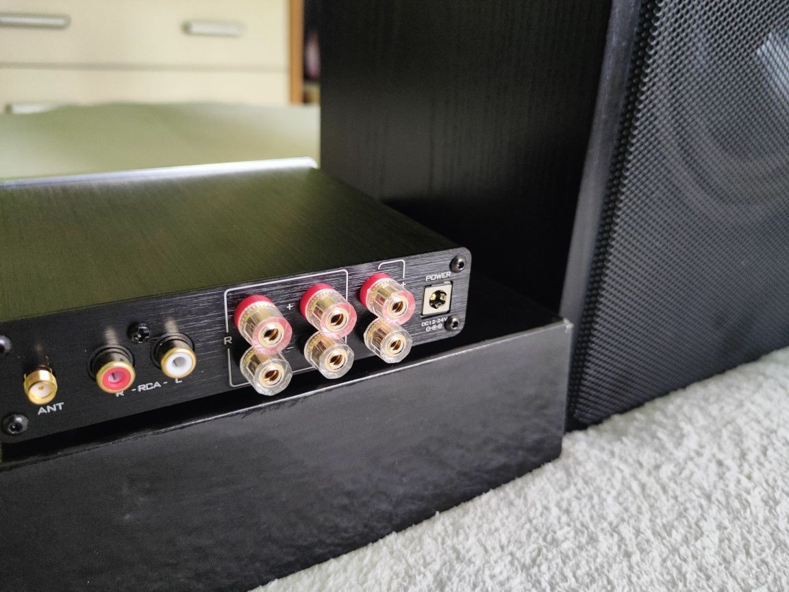 Kolumny Grundig Monitor C + nawy wzmacniacz Aima A-03