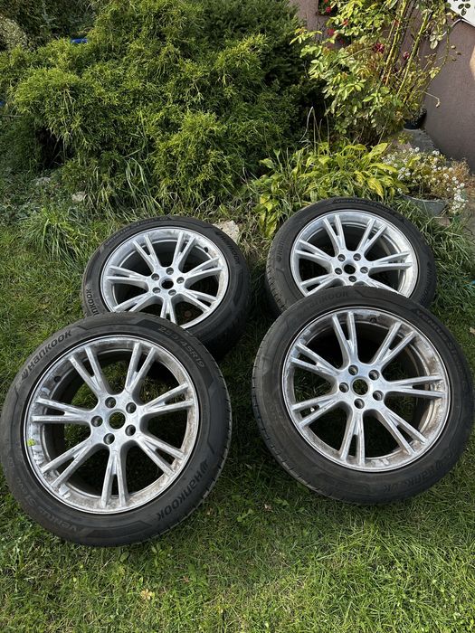 Felgi 19 Tesla , opony letnie hankook.