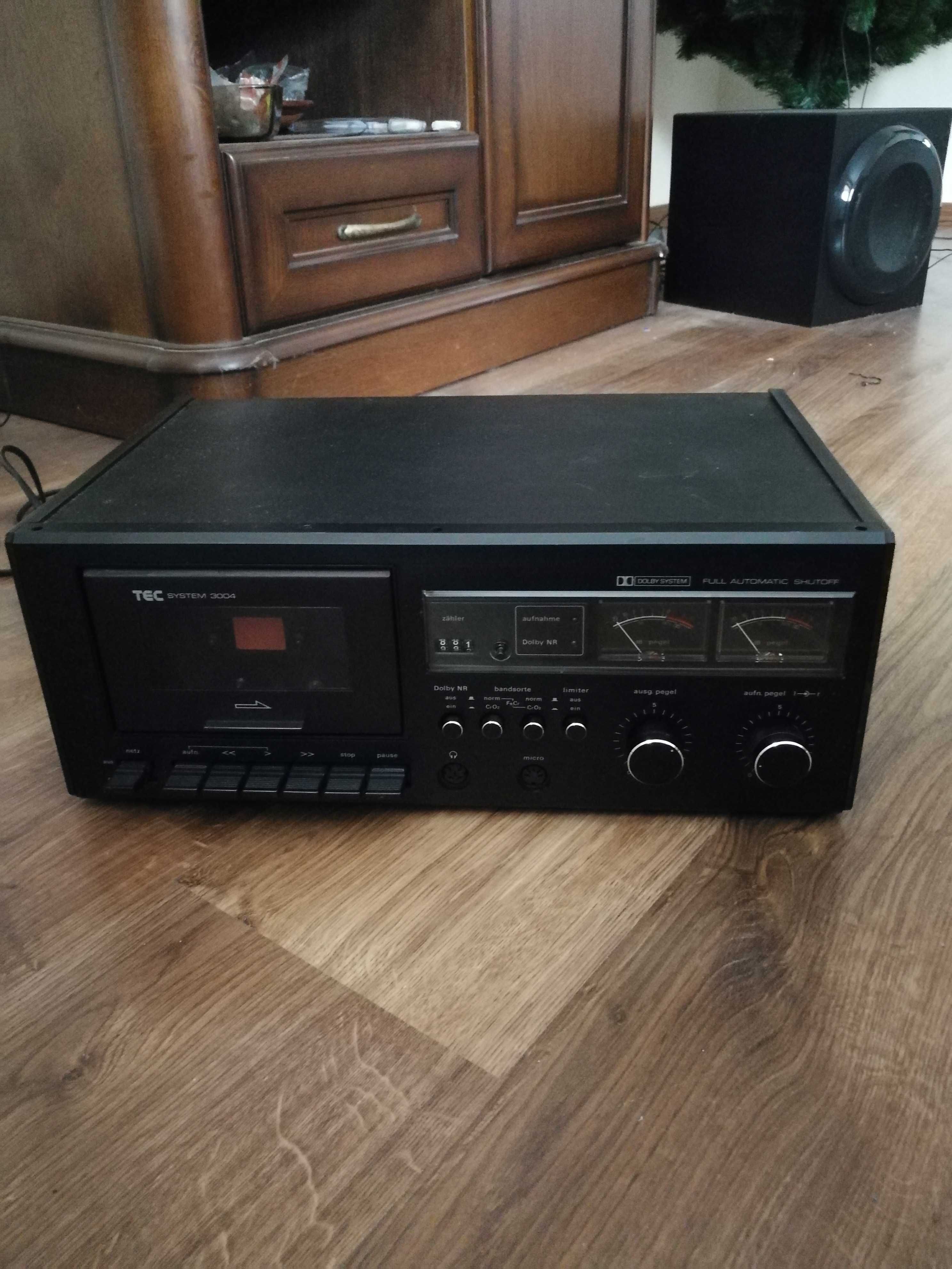 Magnetofon kasetowy TEC