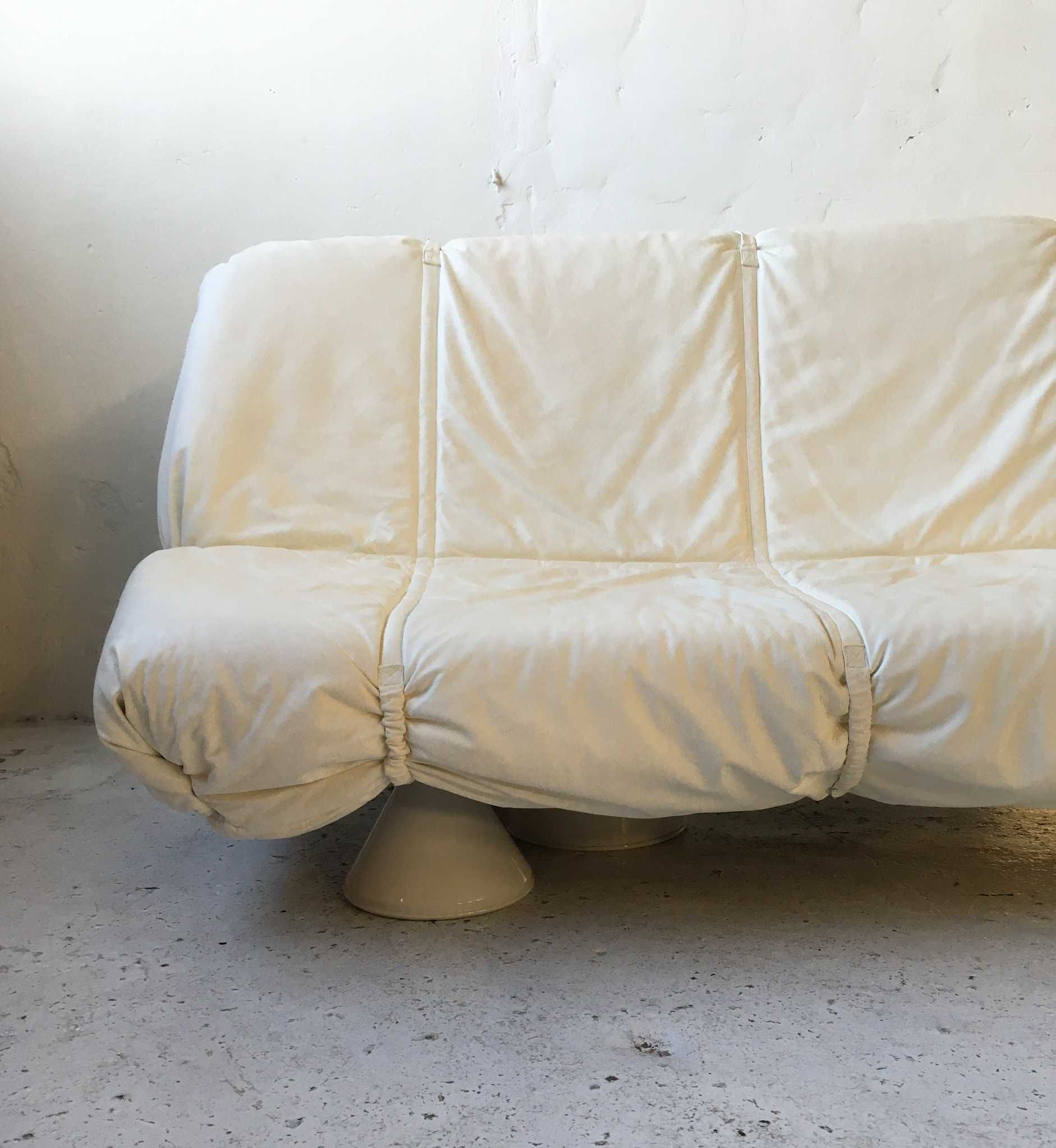 Giovannetti włoska sofa rozkładana skóra lata 80 vintage
