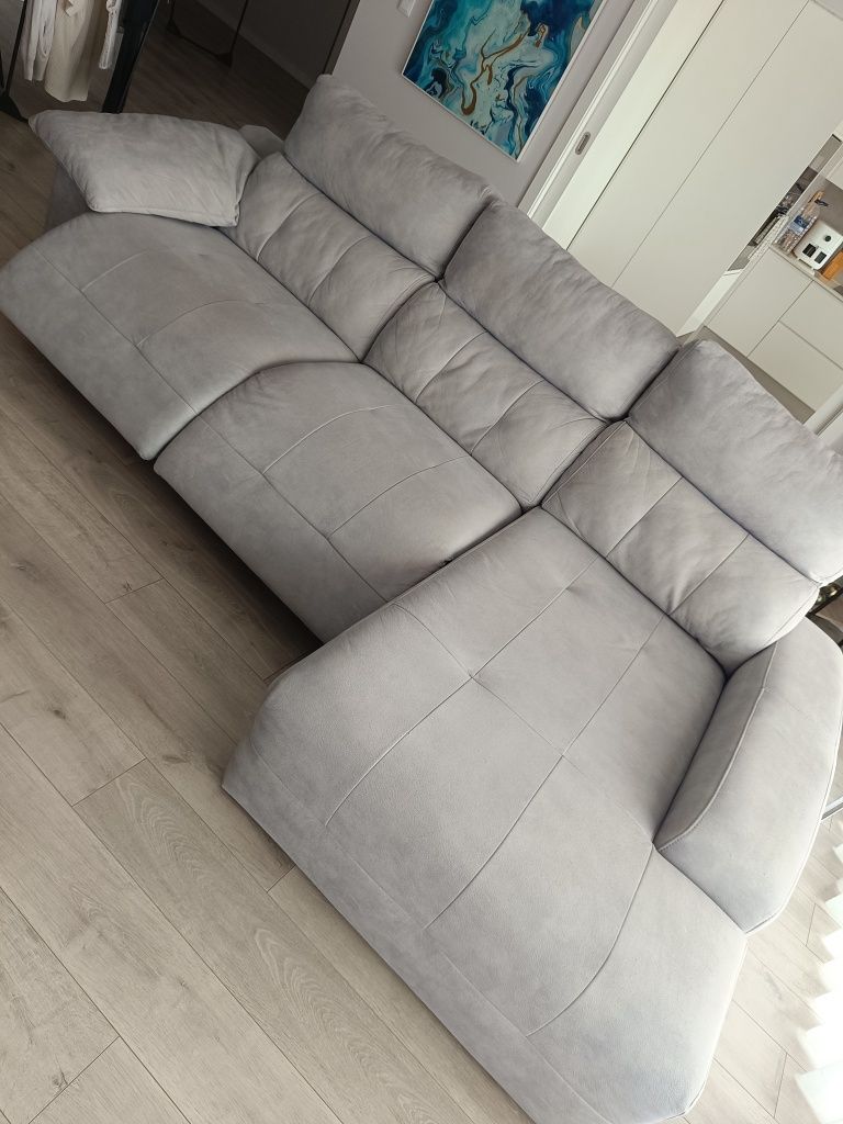 Sofá  elétrico com chaise longue