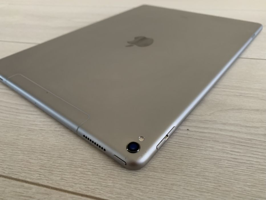 iPad Pro 12.9 (2-Gen) 64Gb, 120Гц, 2018г