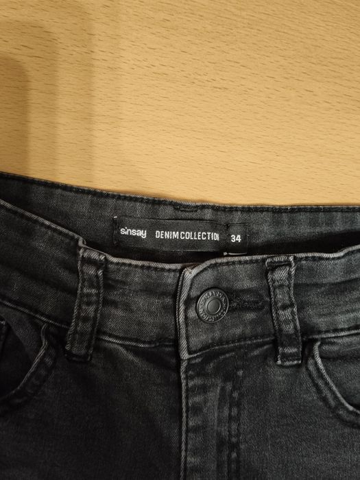 Szorty jeansowe z wysokim stanem Sinsay XS/34