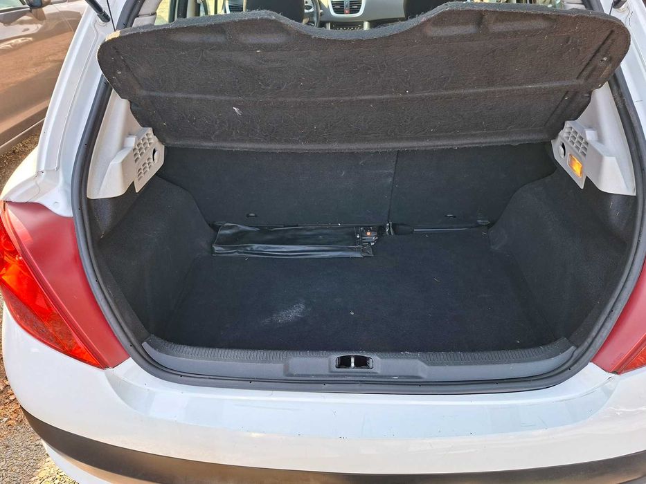 Peugeot 207, KLIMA, BEZ KOROZJI, pierwszy właściciel