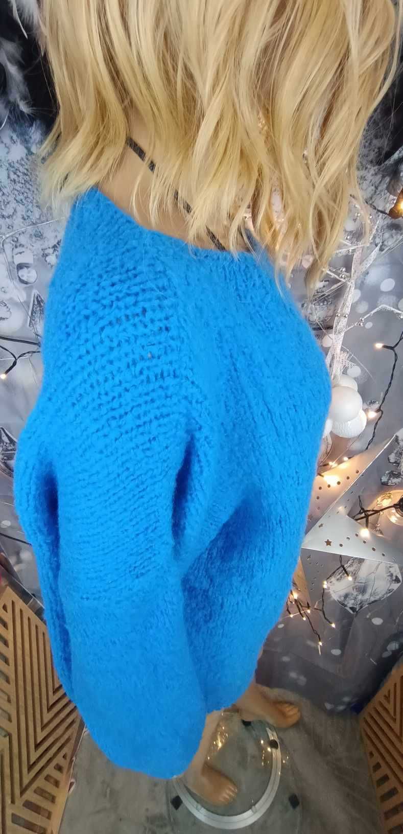 Sweter damski niebieski ciepły, miękki, The lulu