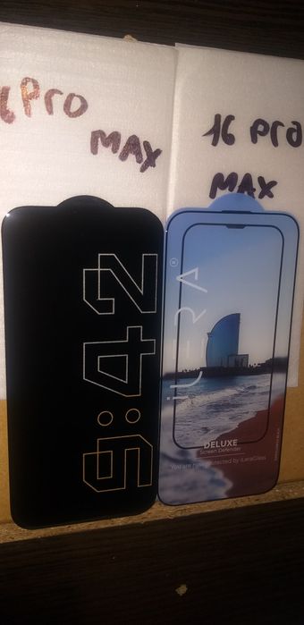 ILERA 9.42 ЯБКО Защитное Стекло iPhone 17,16,15 Олеофобка 9H