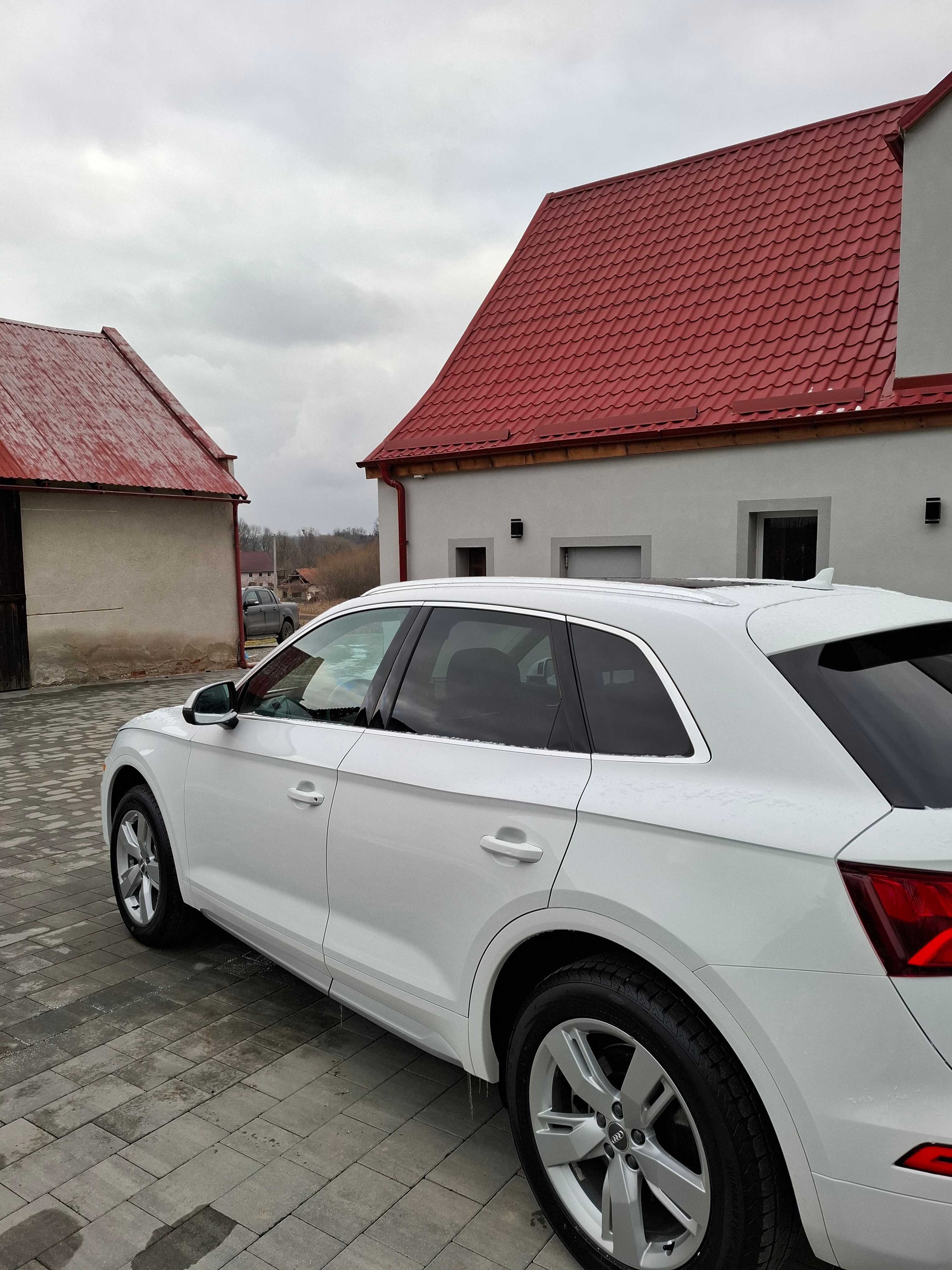 AUDI Q5 2019r  Quatro 252 KM