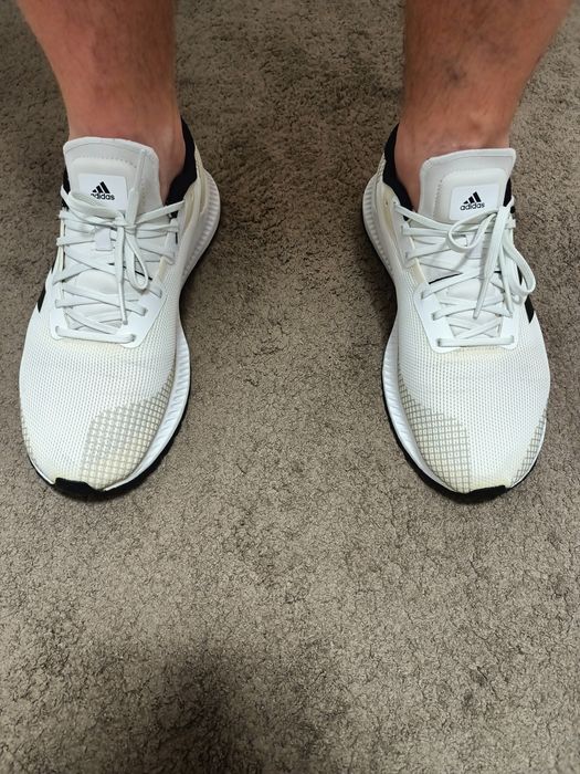 Продам красовки Adidas