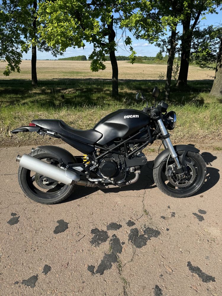 Ducati monster 695