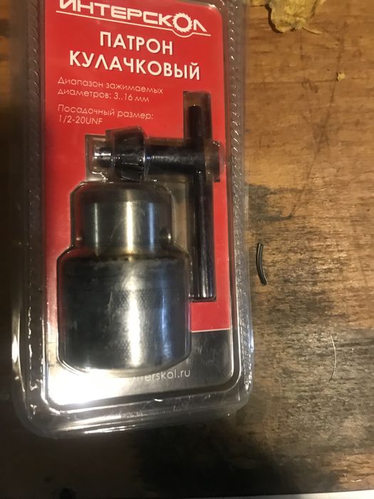 Патрони  кулачковие с пилезащитой