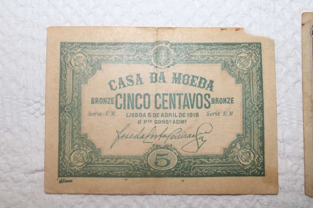 Conjunto de 4 notas de 5 -5- 10 e 50 cêntimos do escudo de 1917 e 1918