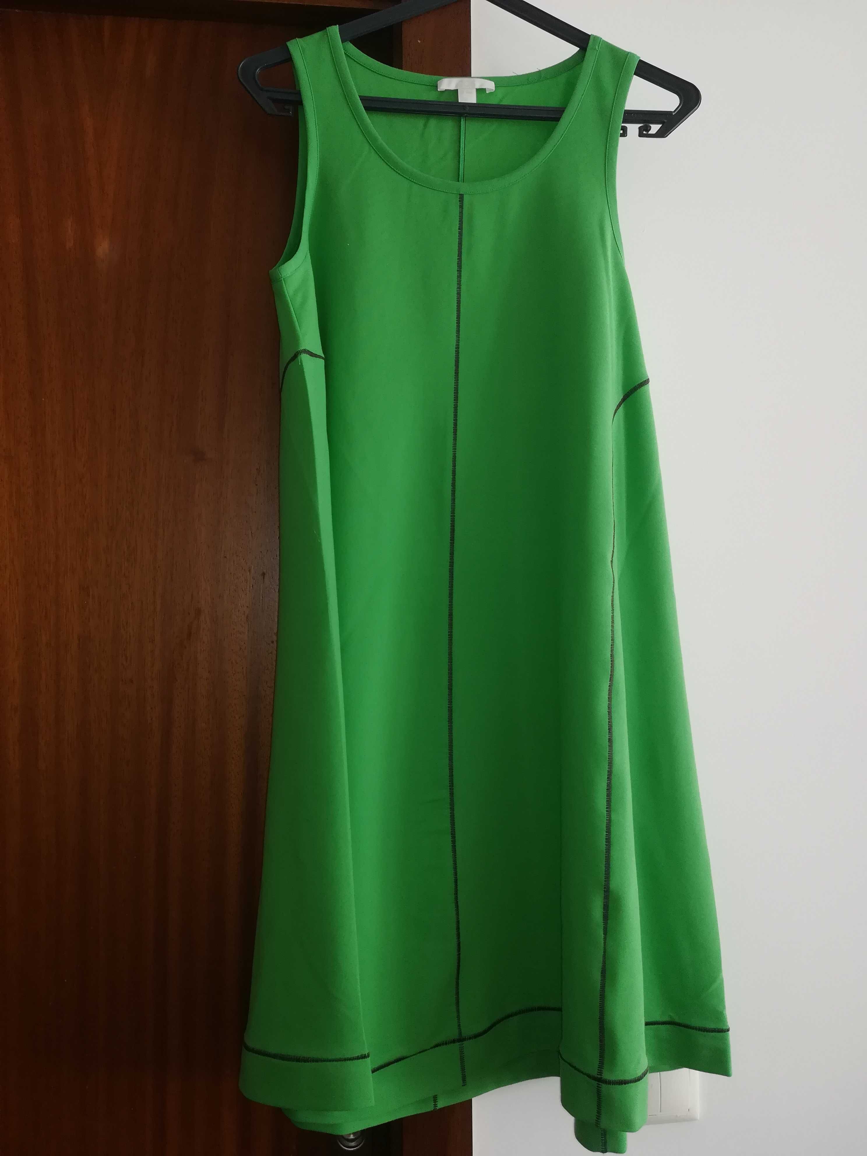 Vestido verde novo