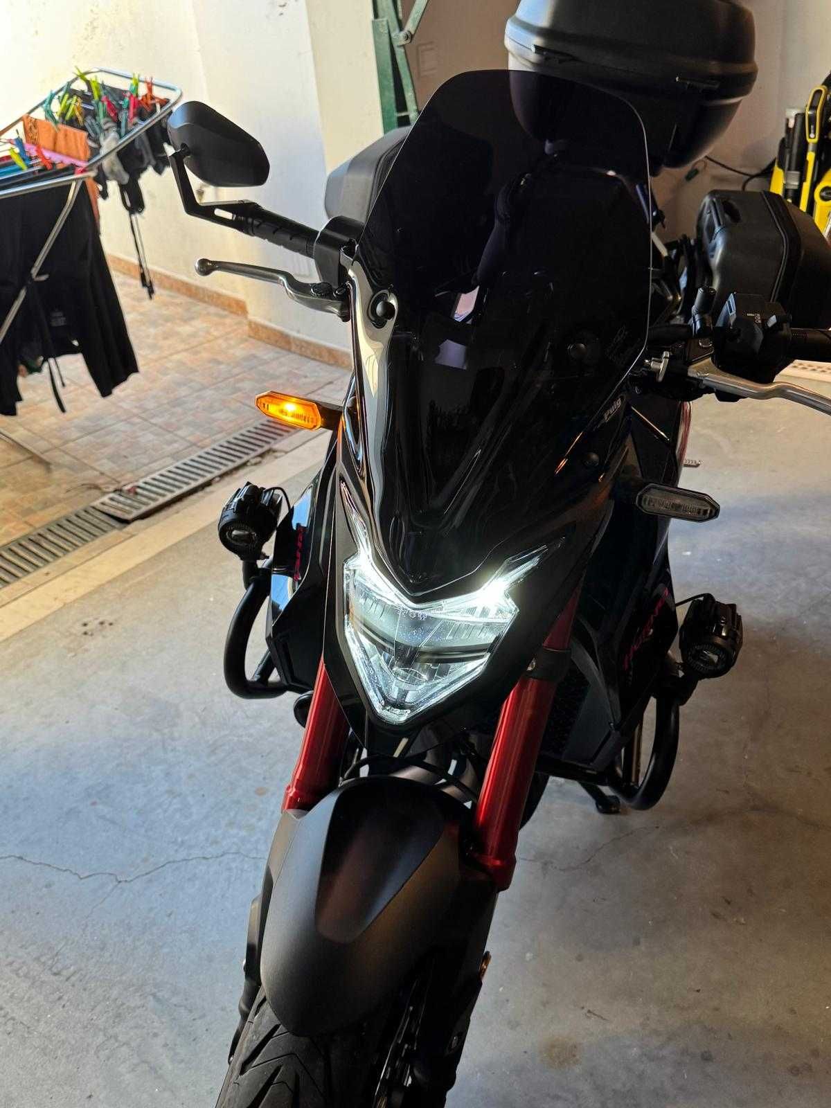 Hornet 750 de 2023