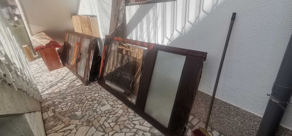 ATÉ 3 DE DEZEMBRO Portas, Janelas, Móveis, Sanefas, madeiras Cumaru