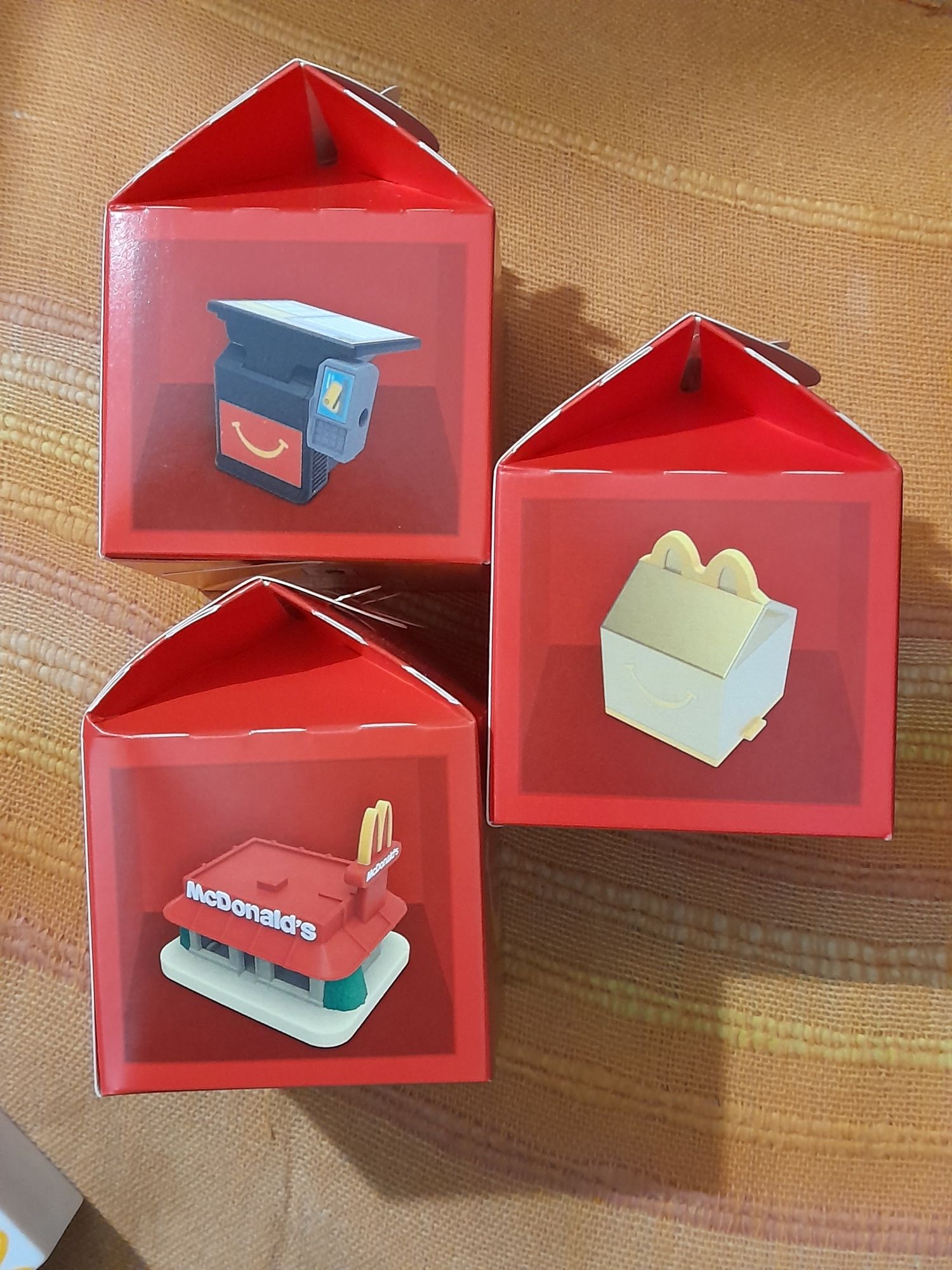 McDonald's Happy meal brinquedos restaurante brinde peças miniatura