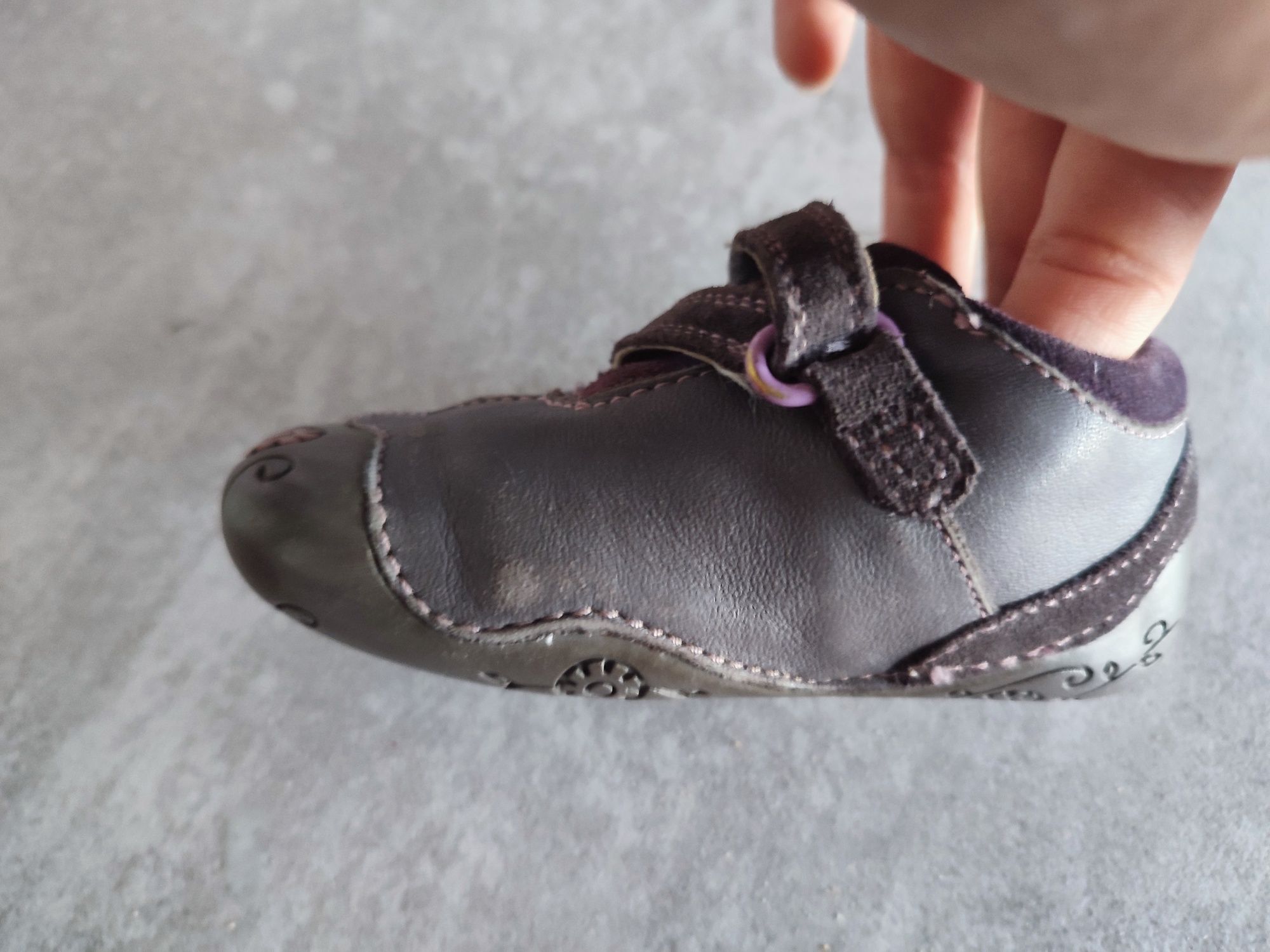 Buty Clarks 4.5 20.5 skóra miękkie pierwsze buciki