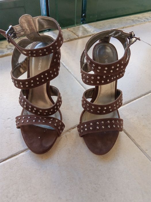 Sandálias castanhas Seaside