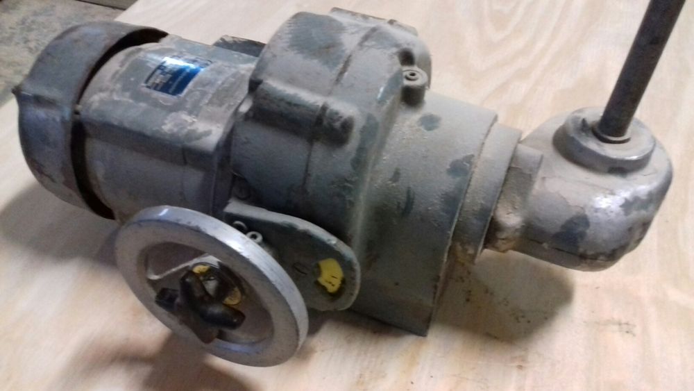 Motor variador de velocidade