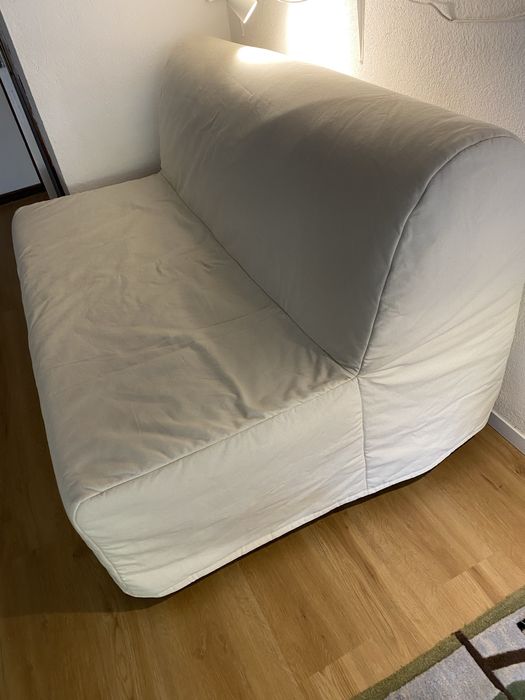 Sofá-cama IKEA branco