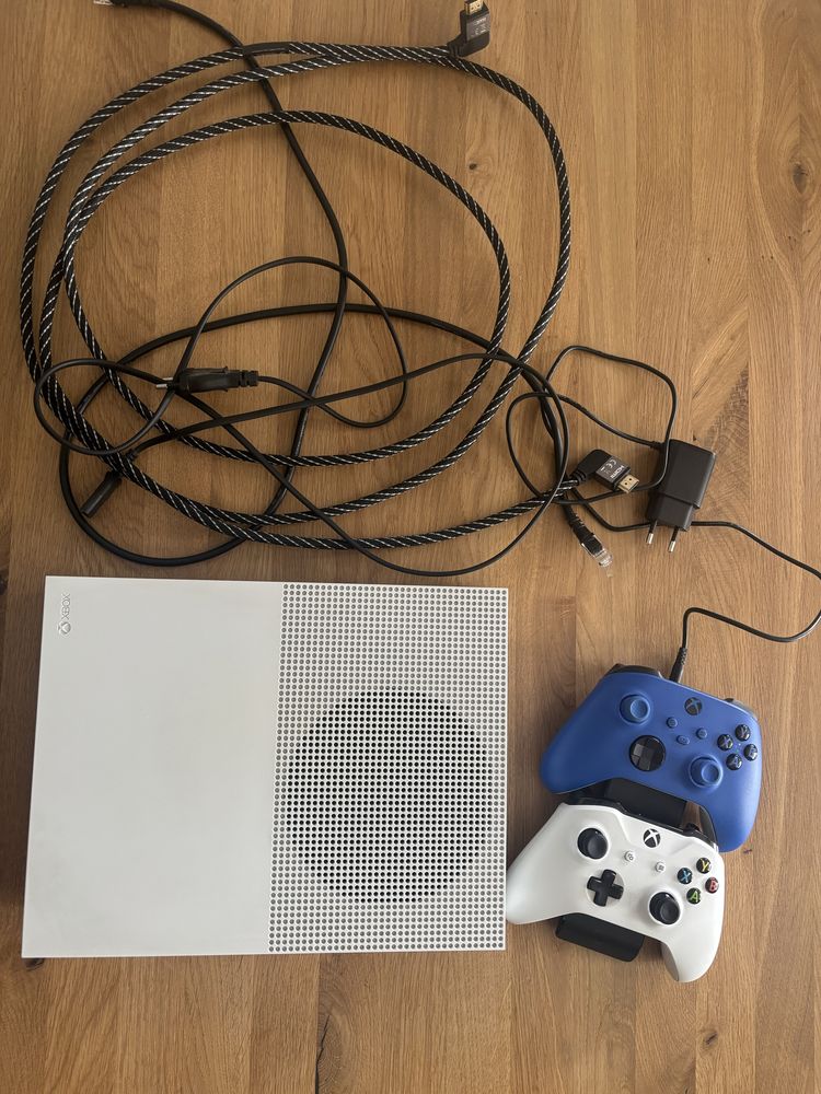 X Box One S dwa pady!