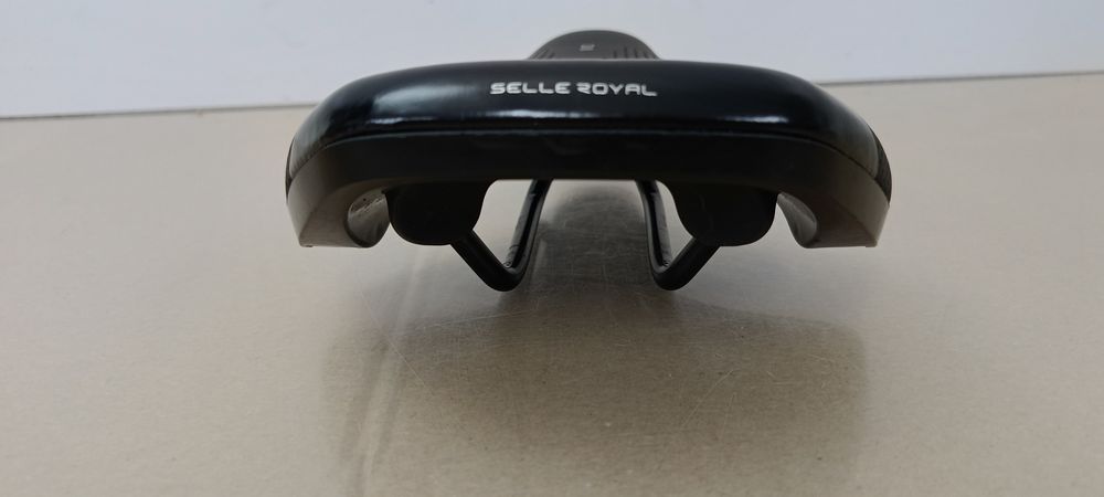 Siodełko Selle Royal Vivo.