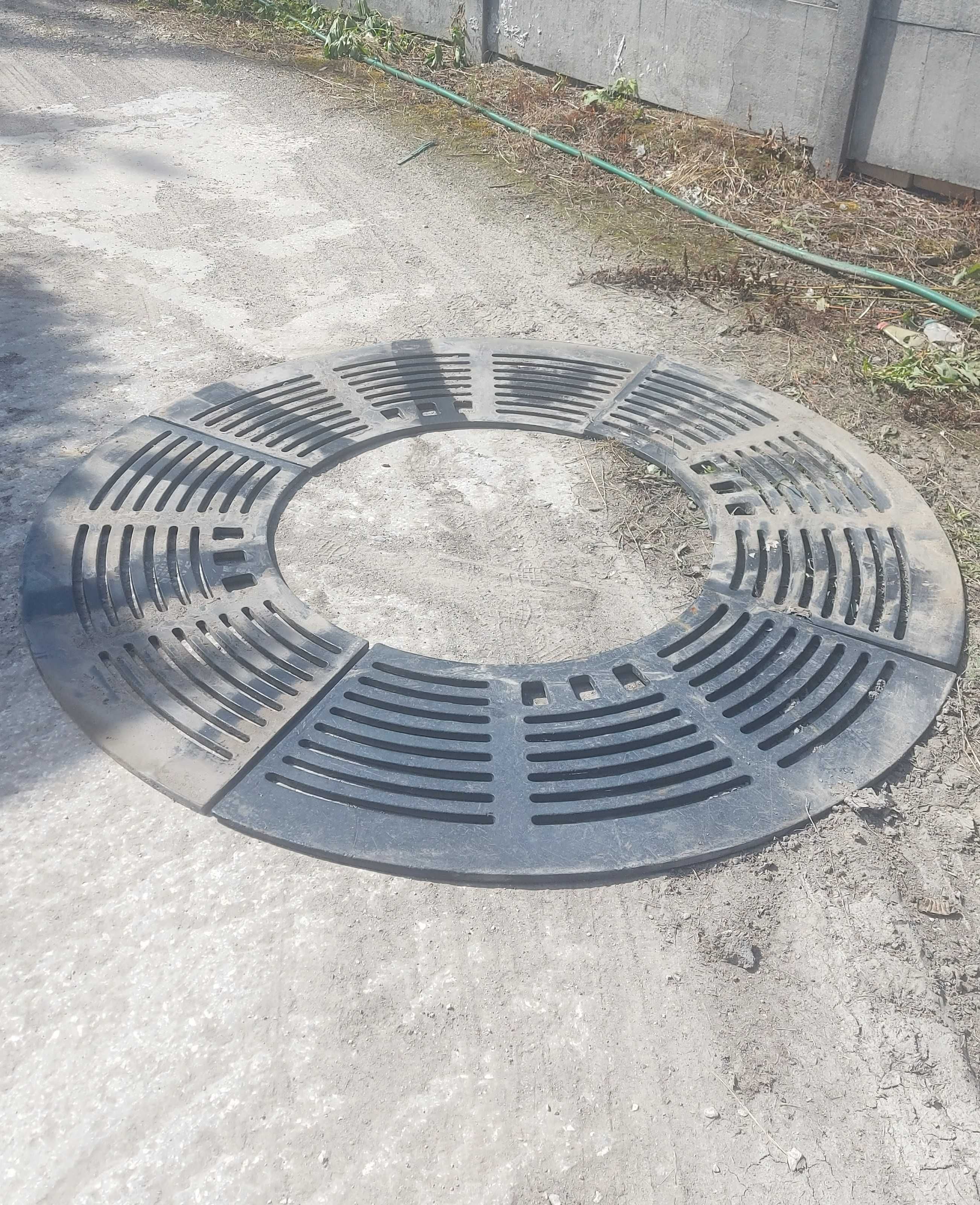 krata żeliwna pod drzewa