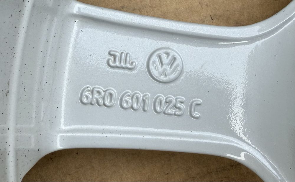 Oryginalne Felgi Volkswagen 15” 5x100 Polo T-cross Bora Golf Skoda