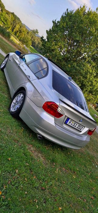 Bmw e90 320i Xenon Skóra Navi Szyberdach