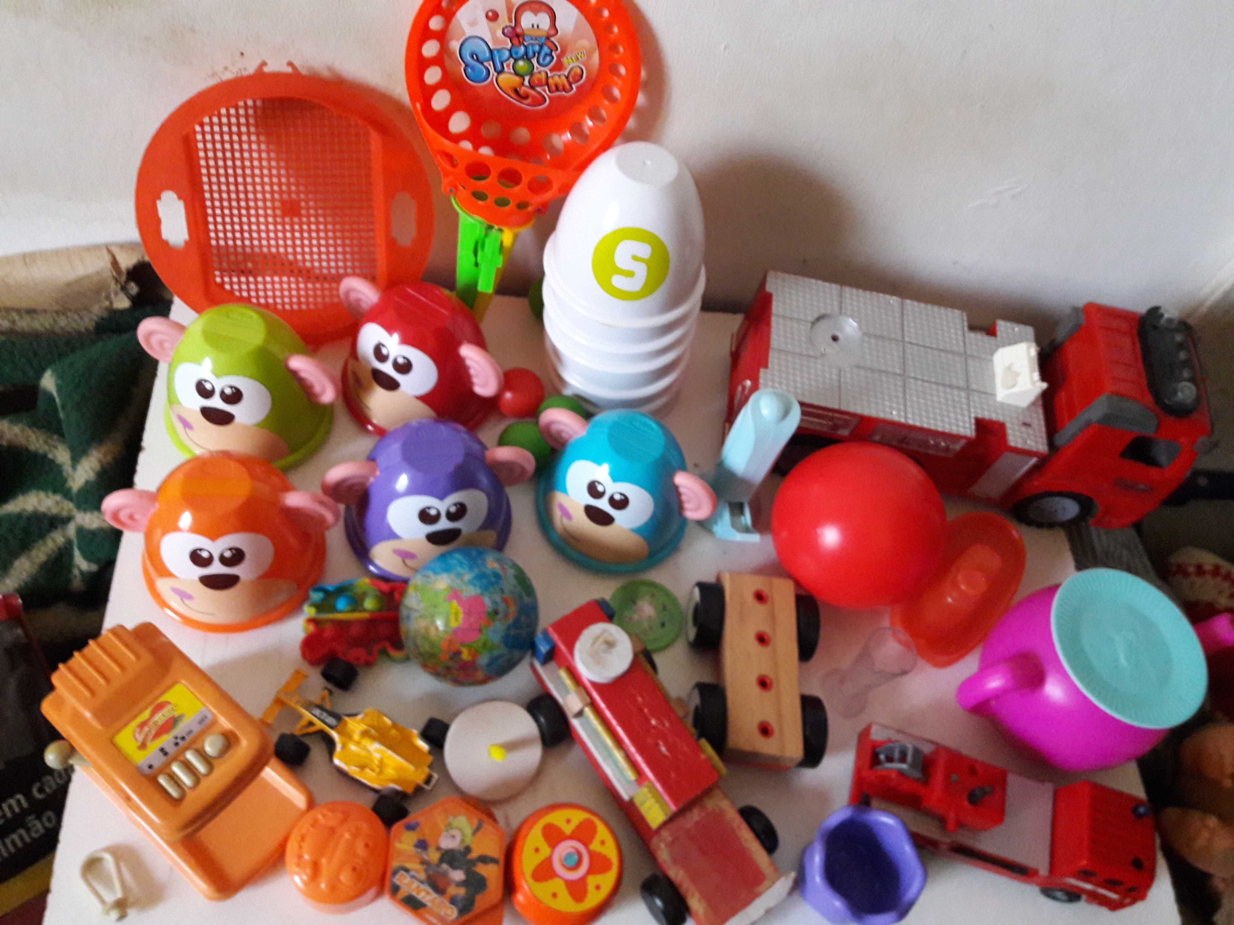 Lote de brinquedos barato