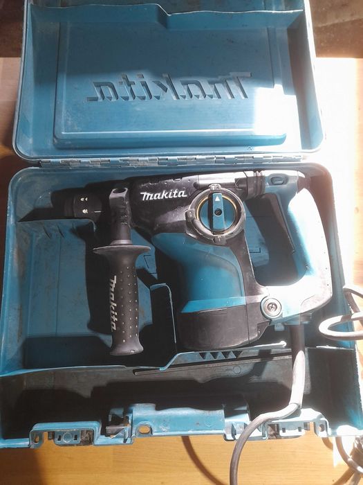 Młotowiertarka makita hm2811
