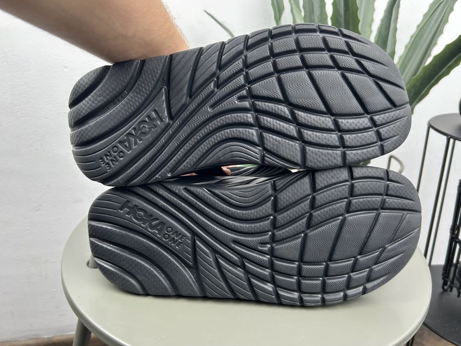 Оригінал! Тапочки шльопки Hoka Ora Recovery 46 розмір М05967