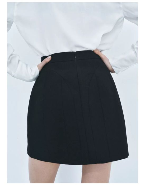 Чорна спідниця Zara