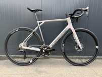 Rower szosowy Lapierre Pulsium 6.0 | Karbon | Shimano 105 Di2 XL