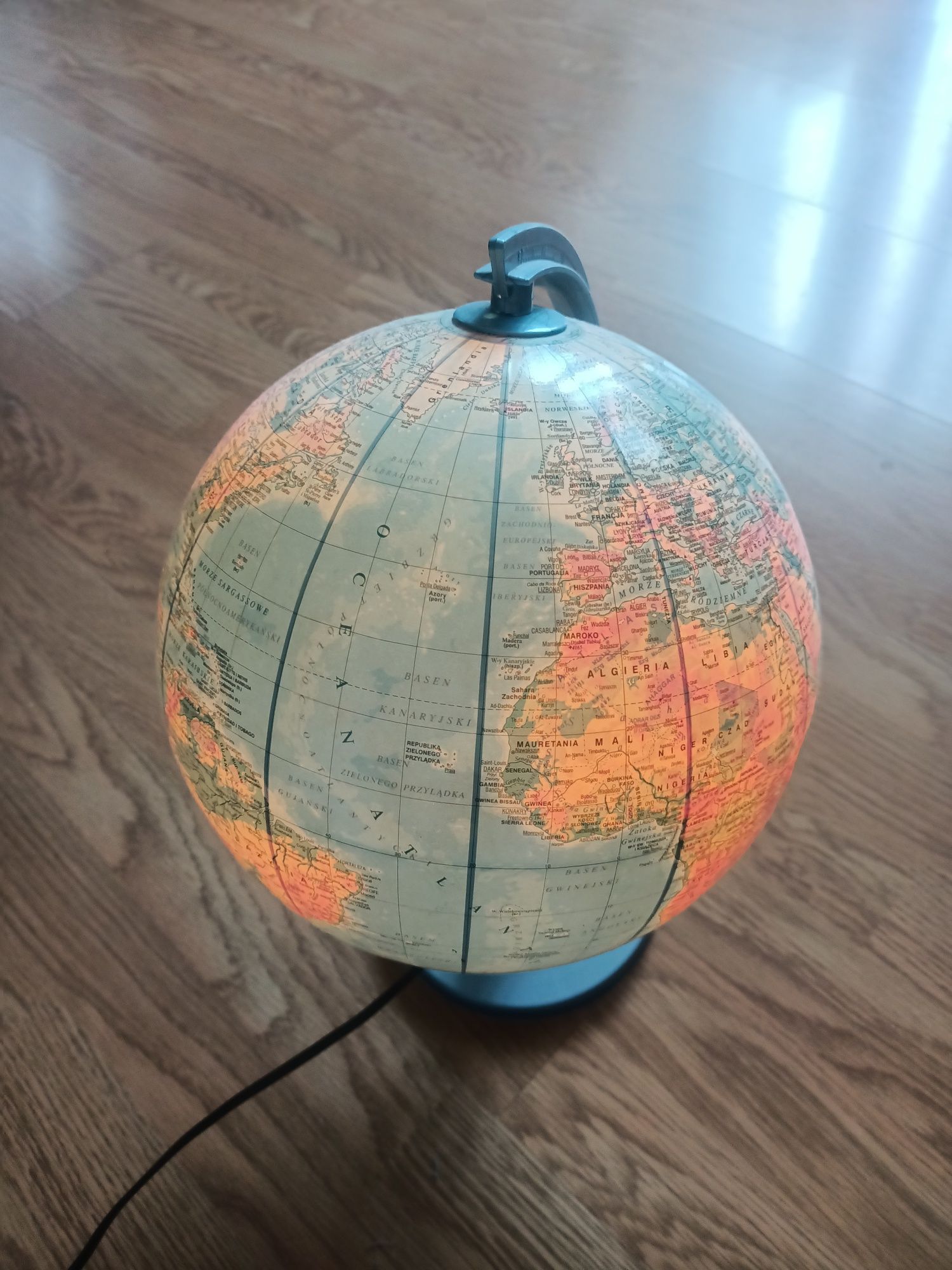 Globus podświetlany lampka