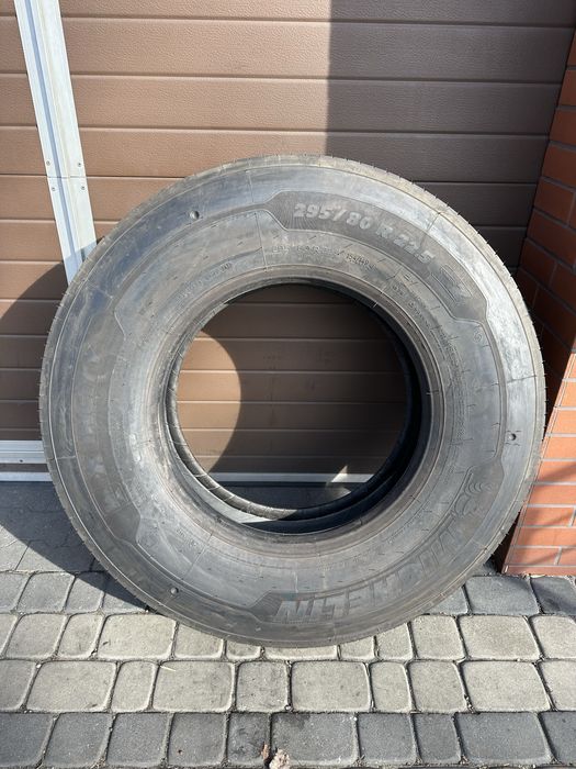 295/80 r22.5 Michelin X City