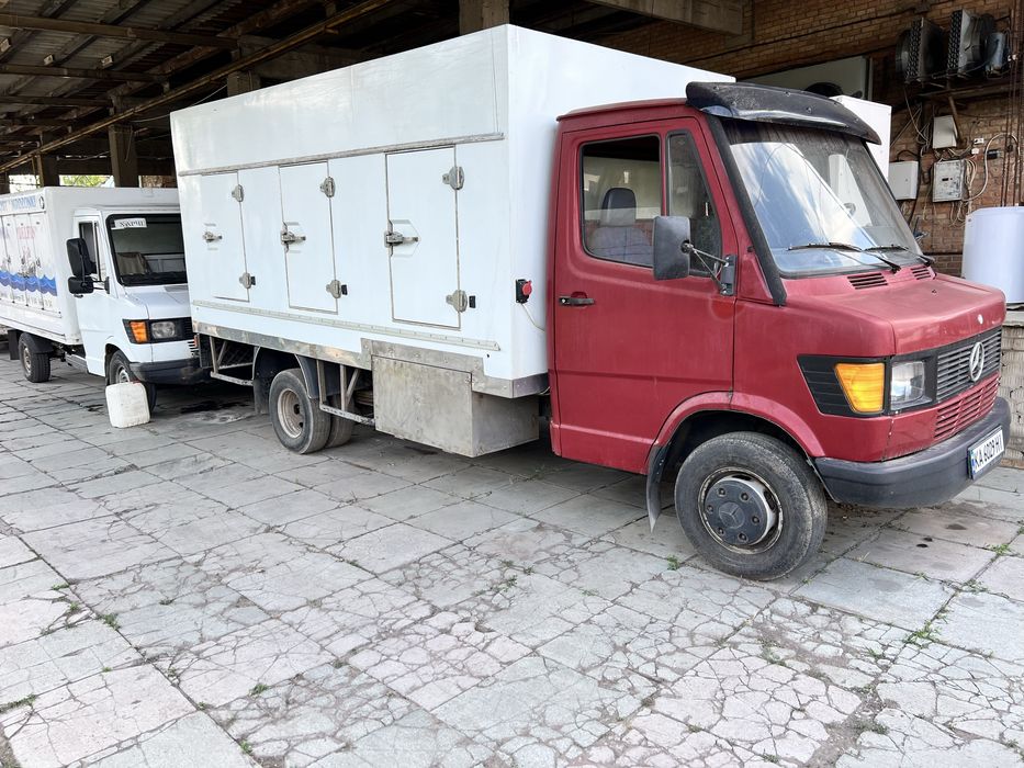 Mercedes Benz 410D розвізник морозива