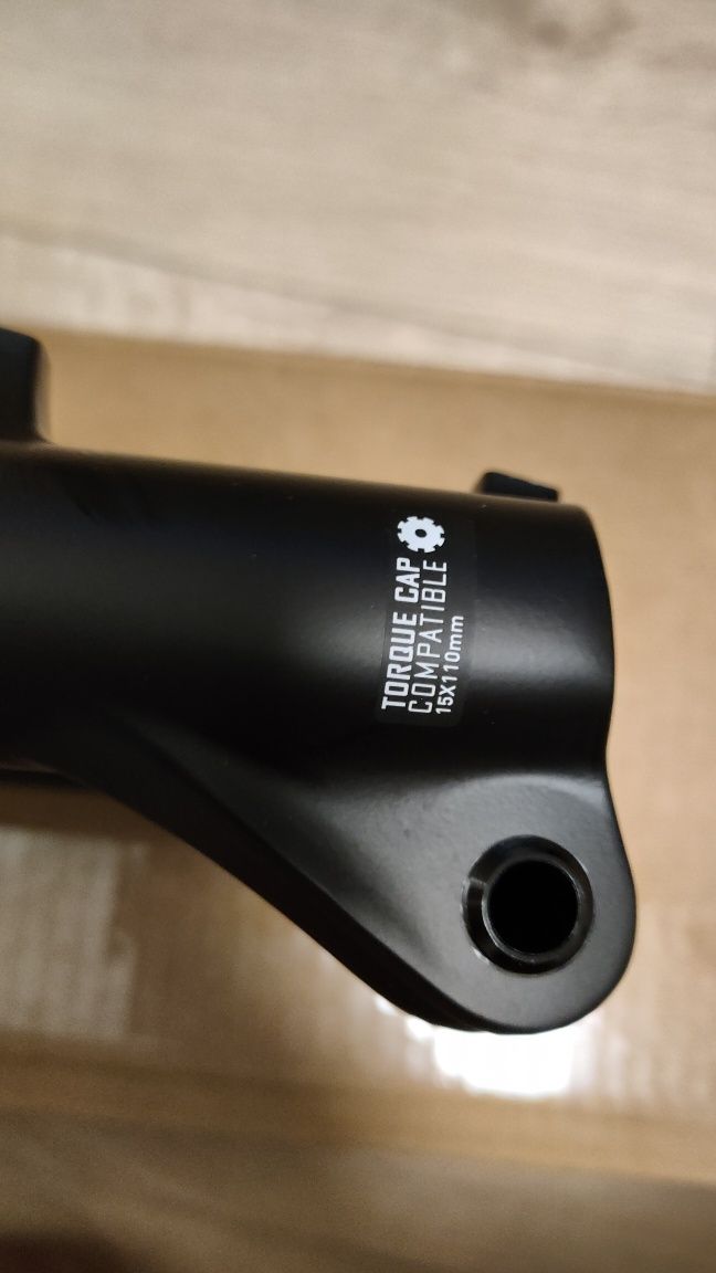Amortyzator Rock shox Recon Gold RL 29 Tapered "Boost "Debon Air 130mm