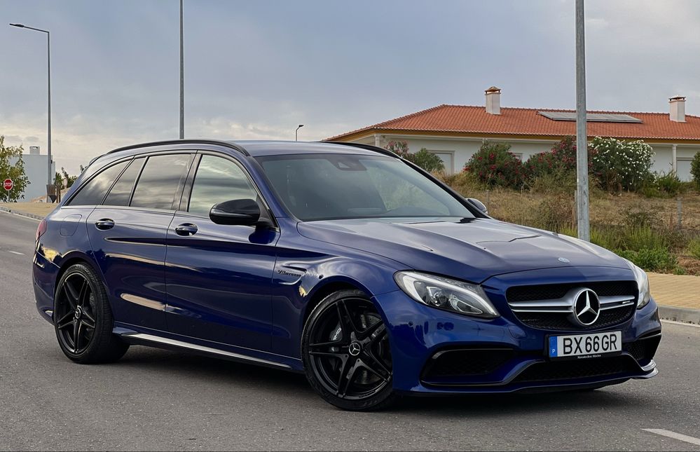 Mercedes-benz C63 AMG 4.0 V8 Bi-turbo de 476cv
