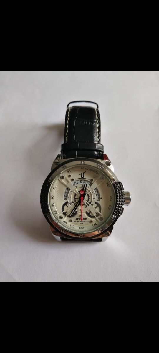 Weide оригінал, годинник кварц, з шкіряним ремінцем, стан відмінний