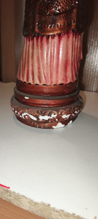 Estatueta chinesa usada