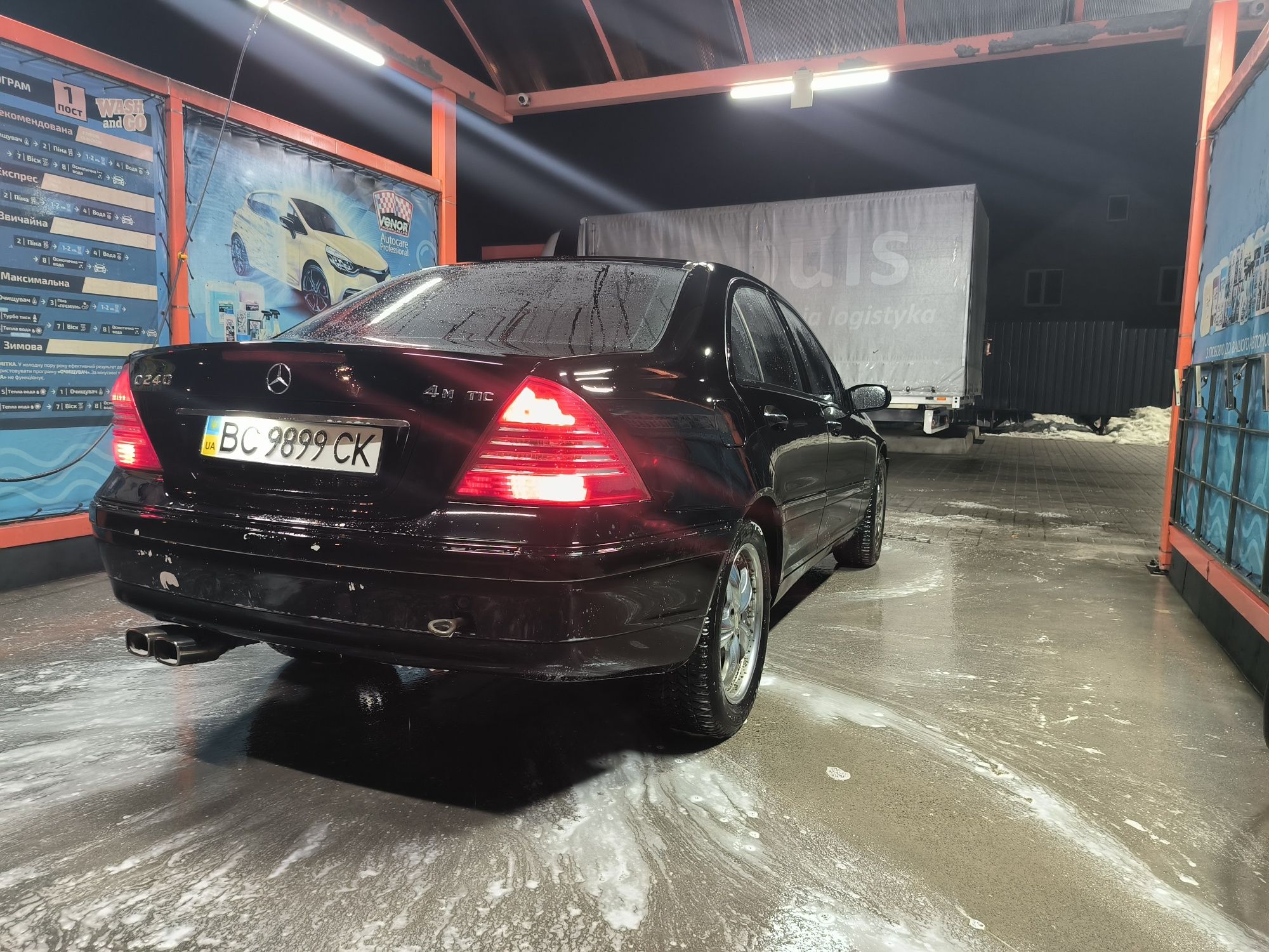 Продам Mercedes w 203 c260 4 matic