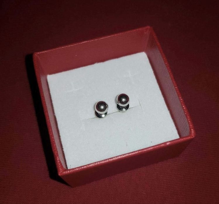 Kolczyki kulki srebrne