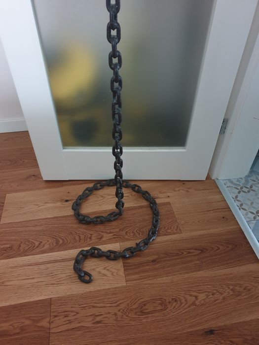 Loftowy łańcuch do lampy