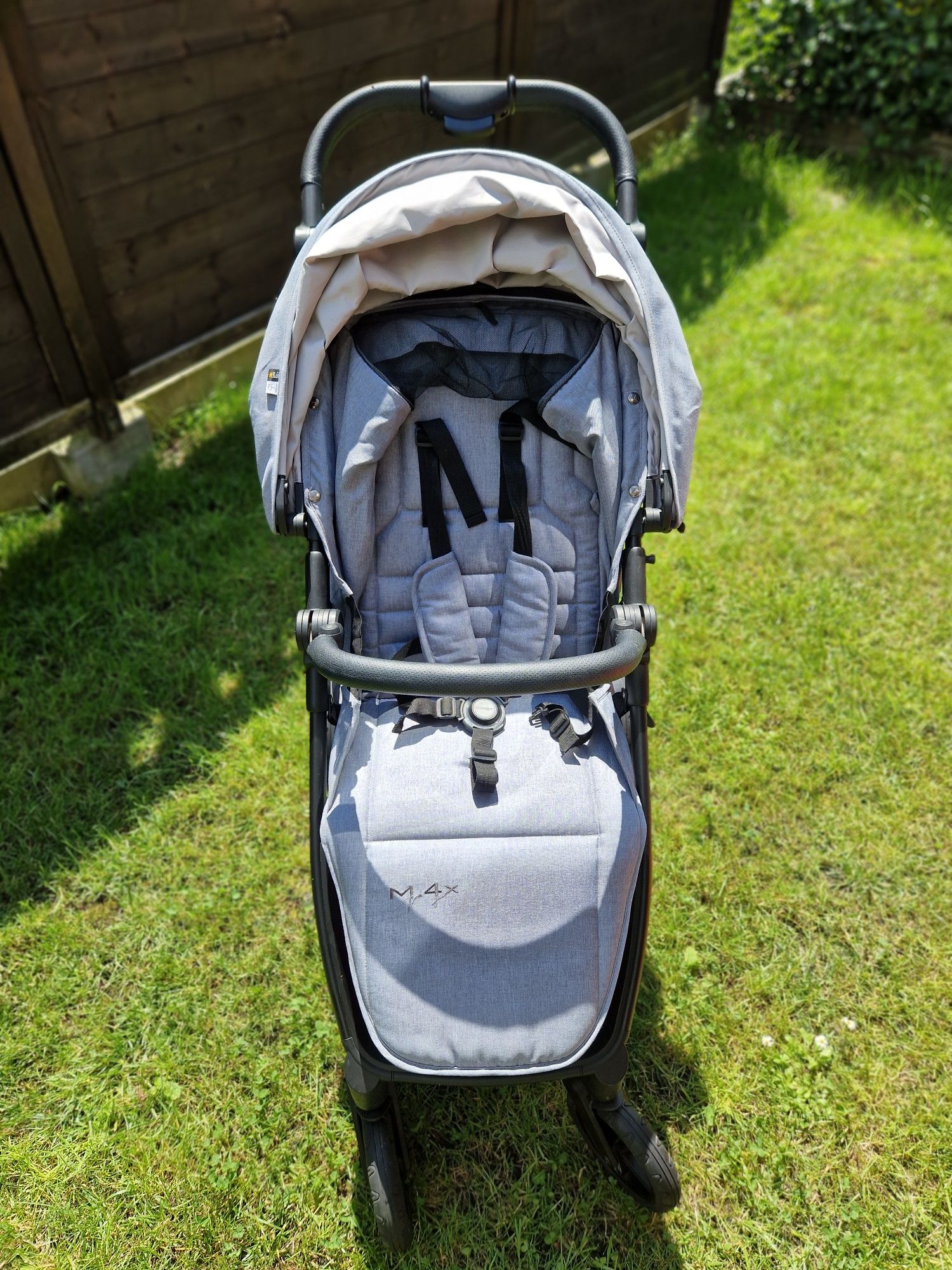 Mast Swiss Design M4X PLUS wózek spacerowy