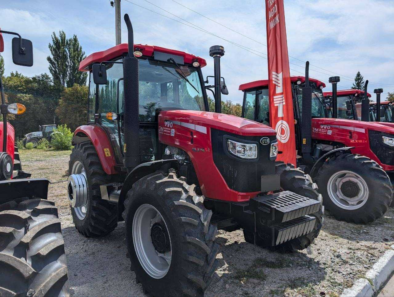 Трактор ЮТО (YTO) NLX 1054 (105 к.с.)+ плуг DEMETRA 3к. Ексцентичний