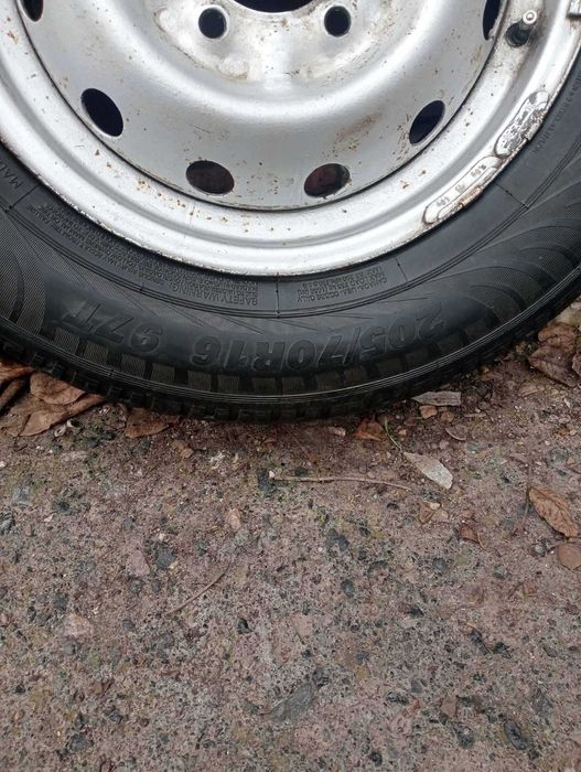 Авто колеса на Ніву